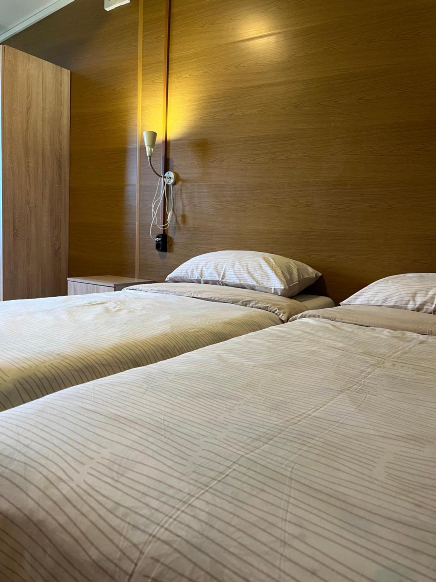 Family Hotel Globus โกลเดน แซนส์ ภายนอก รูปภาพ