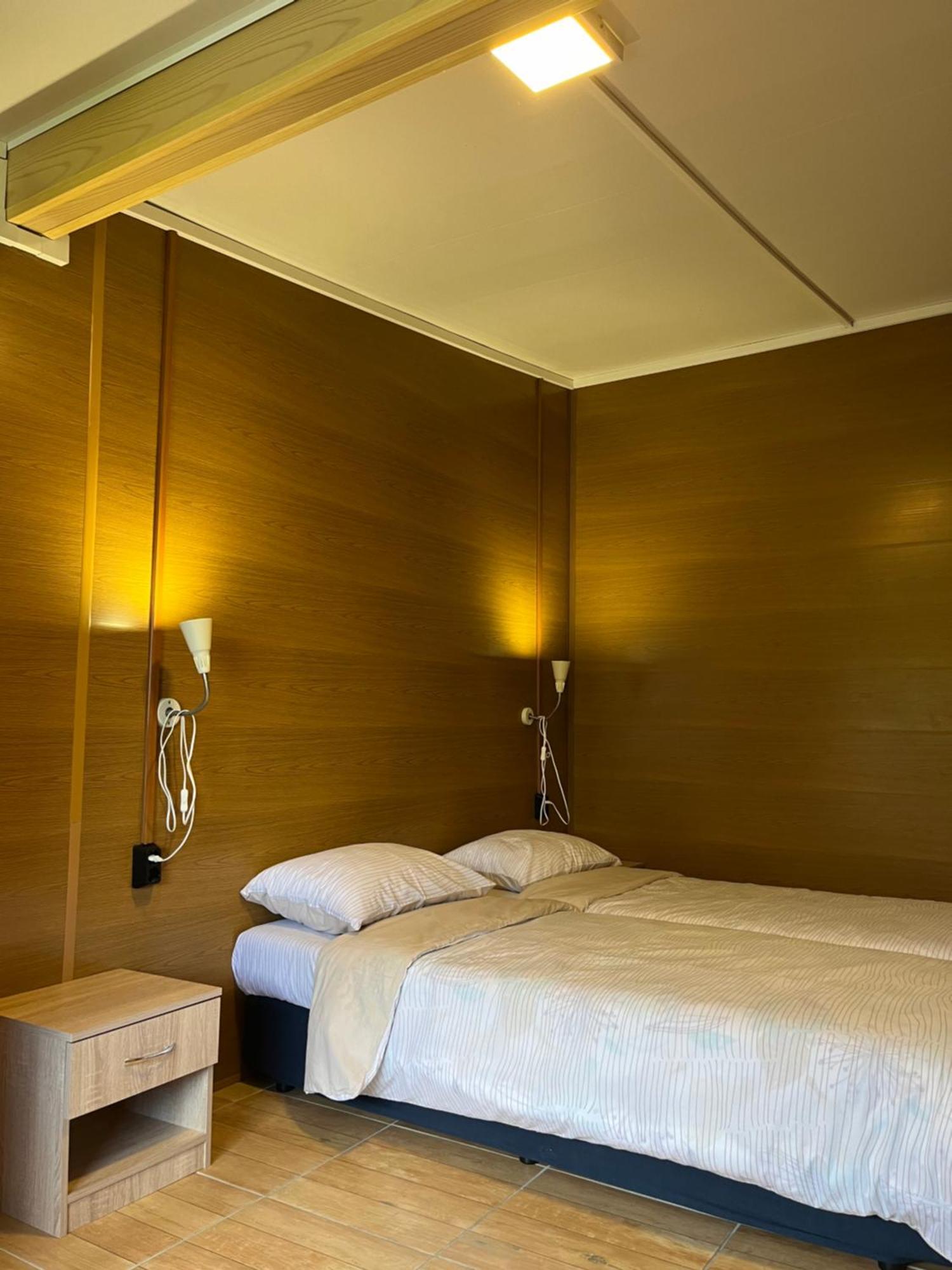 Family Hotel Globus โกลเดน แซนส์ ภายนอก รูปภาพ
